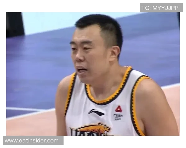 辽宁队惨败CBA全明星赛,教练怒斥球员表现力不足 辽宁队惨败CBA全明星赛,教练怒斥球员表现力不足